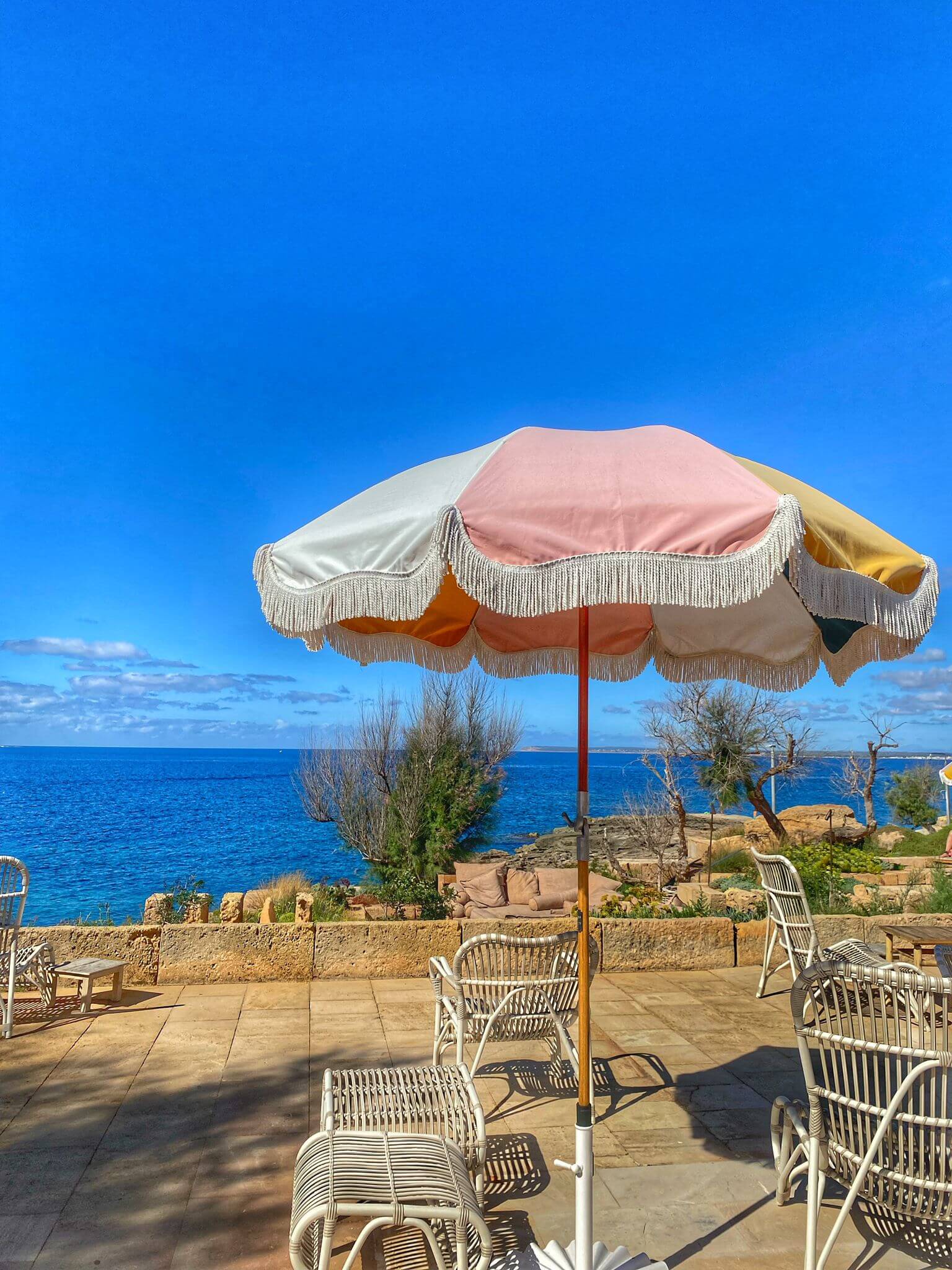 CPSREISEN Mallorca Colonia de Sant Jordi Bikini Island Mountain Hotel Es Trenc Fassade vorne